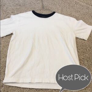 GAP boys size medium blue collar white T-shirt